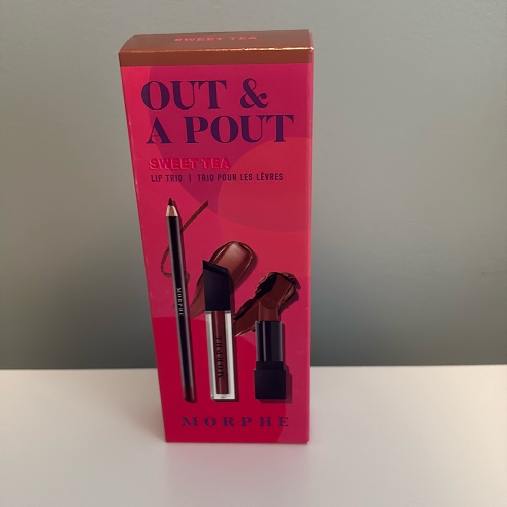 Morphe Out & a Pout Lip Trio